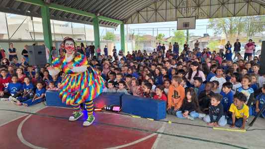 Foto 15 de 16 — Festival nas Escolas